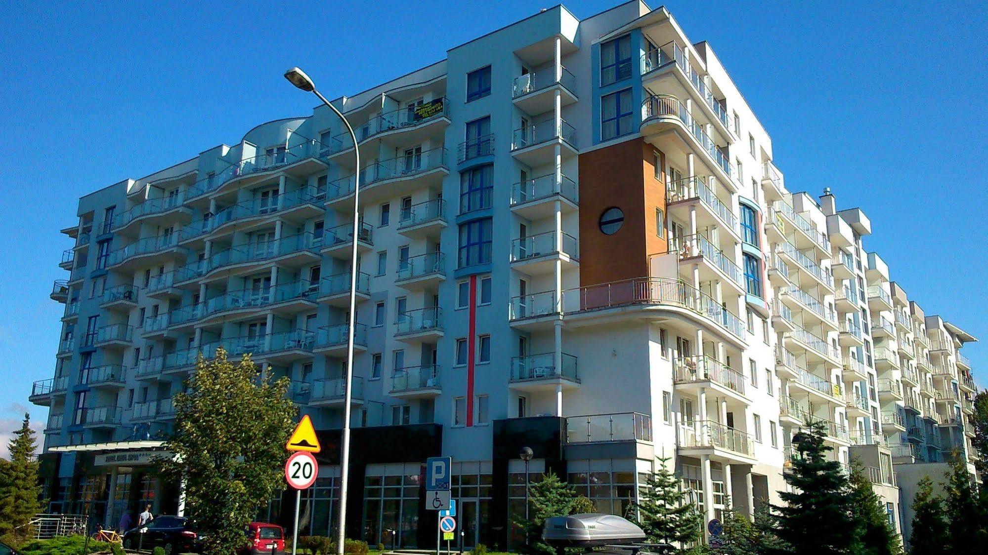 Apartamenty Diva Kołobrzeg Exteriör bild